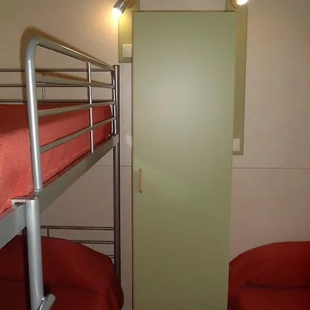 Parque De Campismo Orbitur Valado 캠프장