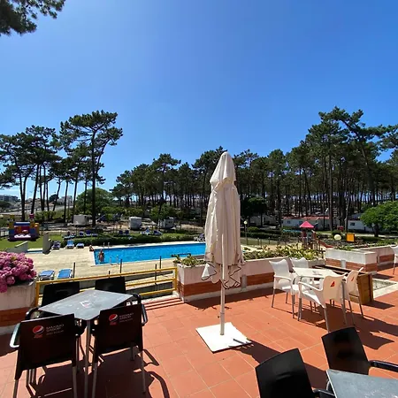 Parque De Campismo Orbitur Valado 캠프장 나자레