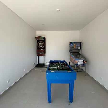 캠프장 Parque De Campismo Orbitur Valado 나자레