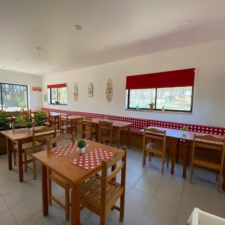 Parque De Campismo Orbitur Valado 3* 나자레