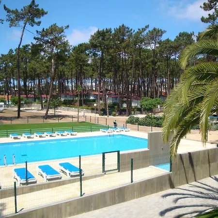 Parque De Campismo Orbitur Valado 3* 나자레