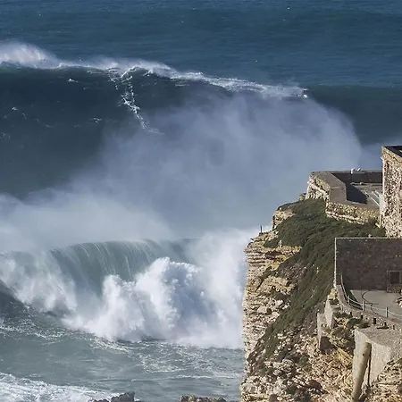 Parque De Campismo Orbitur Valado 3* 나자레