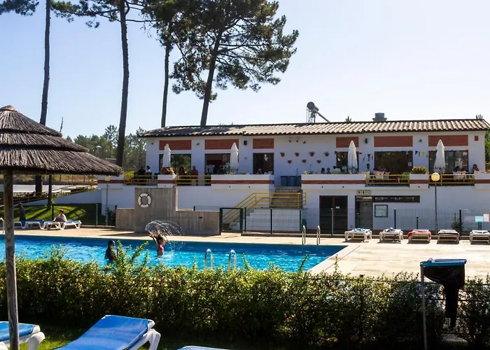 Parque De Campismo Orbitur Valado 3* Назаре