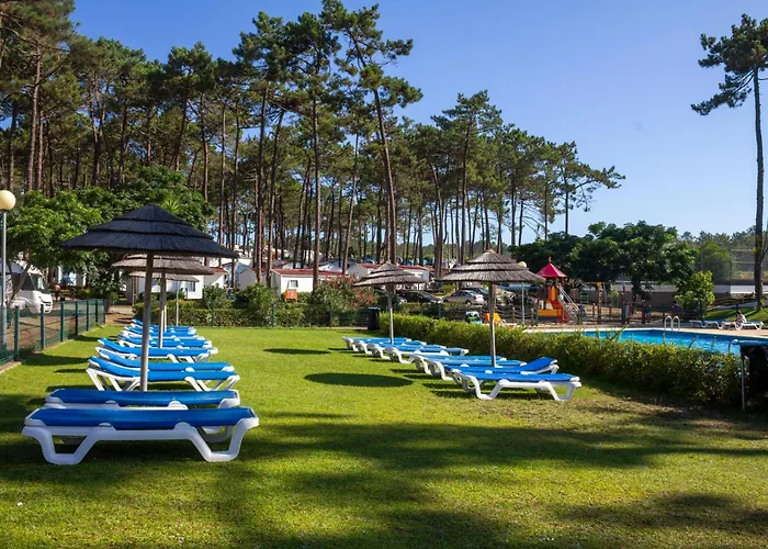 Parque De Campismo Orbitur Valado Кемпинг Назаре