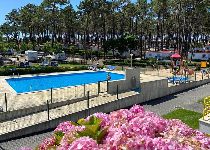 Parque De Campismo Orbitur Valado Назаре